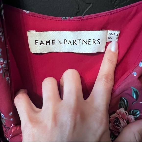 Fame & Partners Floral Ruffle Wrap Dress Size: 6 Color: burgundy/ floral print - Picture 8 of 12